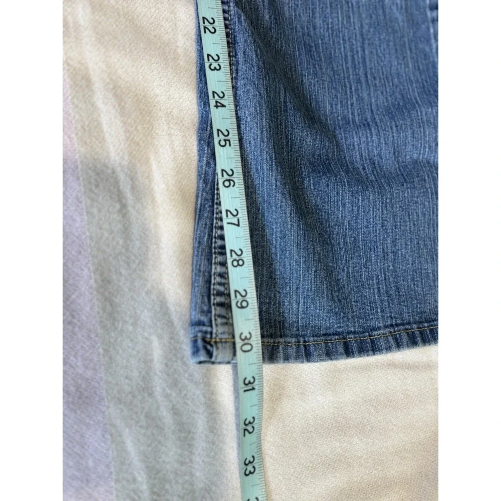 YMI Flare Denim Jeans Size 11 Mid Rise Zip/Button Pockets Light Wash - Picture 6 of 6